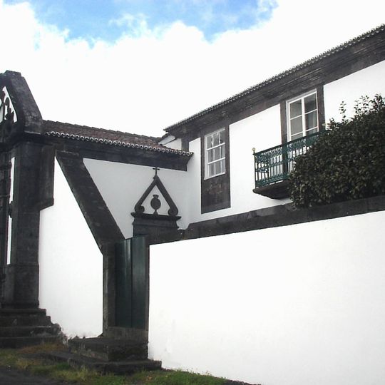 Solar dos Noronhas, logradouros, capela e construções anexas