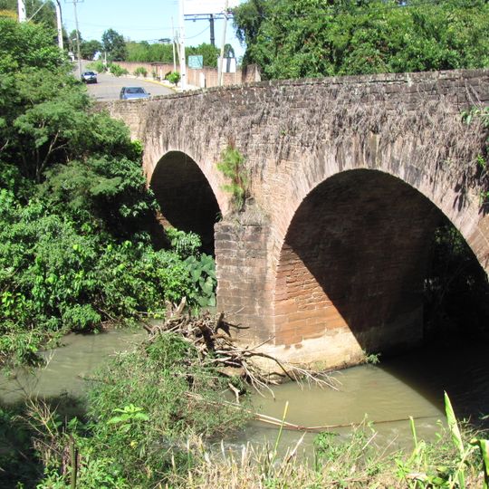 Ponte de Pedra Sobre o Arroio Feitoria
