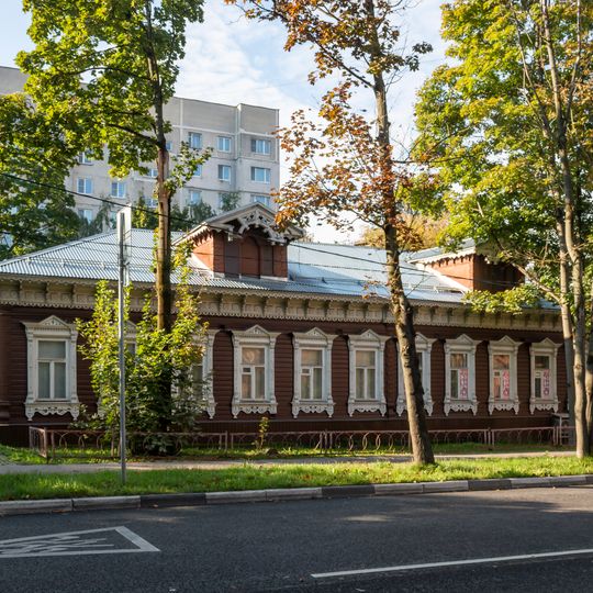 Улица Крупешина, 2А, Дом для служащих фабрики