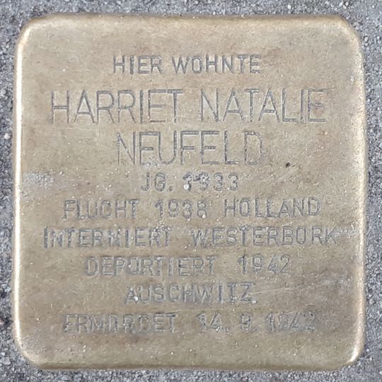 Stolperstein dedicated to Harriet Natalie Neufeld
