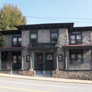 Building at 134–136½ Biltmore Avenue