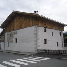 Wohnhaus, Riesenhaus