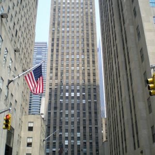 75 Rockefeller Plaza