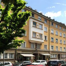 Blutenburgstraße 72/74/76