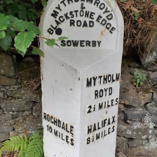 Milestone At Se 001229 Opposite Number 2 East View