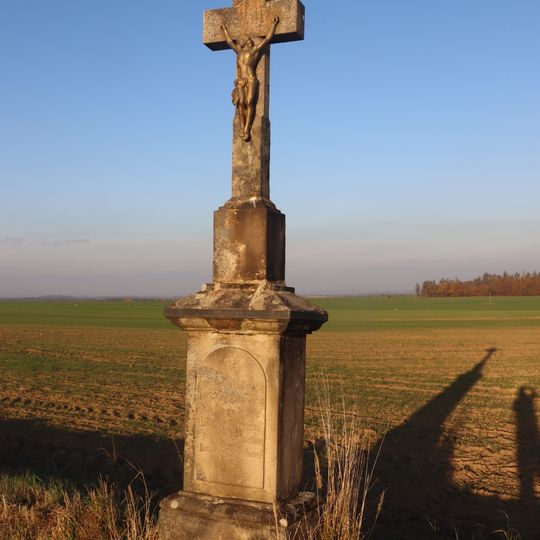 Kříž u silnice severně od Myslibořic