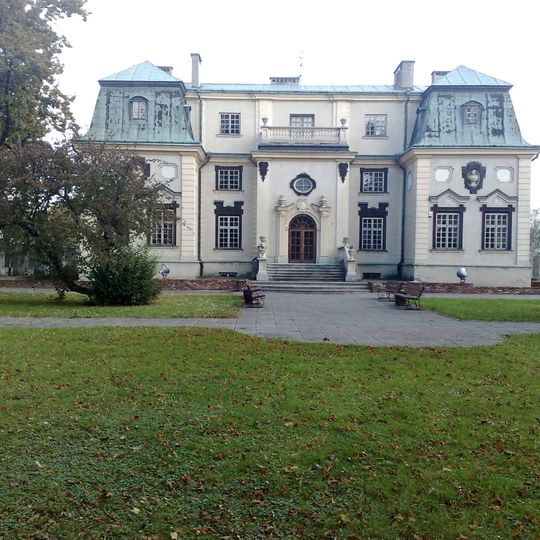 Ogród letniego pałacu Lubomirskich