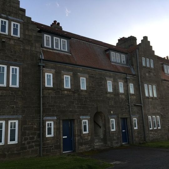 1-8 St Gregory's, East Scores, St Andrews