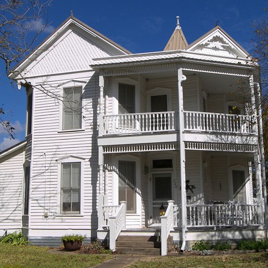 Kneip-Bredthauer House