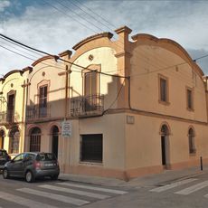 Carrer Ramon Freixes, 10-16