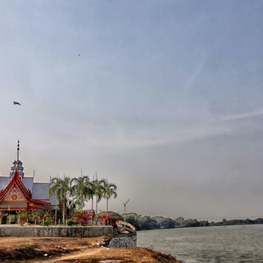Wat Pak Khlong Makham Thao