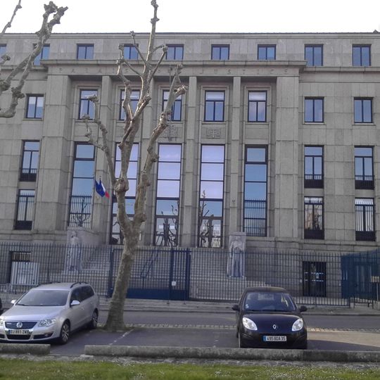 Sculptures du Palais de Justice à Brest