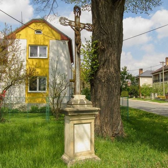 Kříž v Náměšti na Hané na ulici Fučíkova