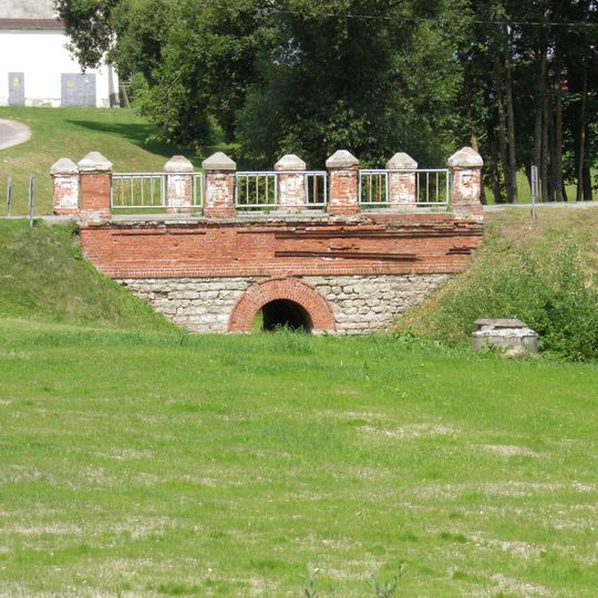 Tiltiņš pār Riju strautu