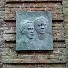 Plaquette voor Aaf Dell en Dieuw van Vliet