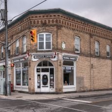 2-6 Wilson Street East