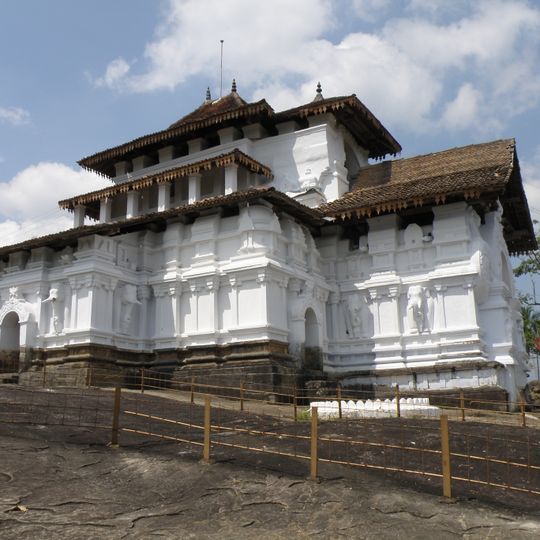 Lankathilaka Vihara