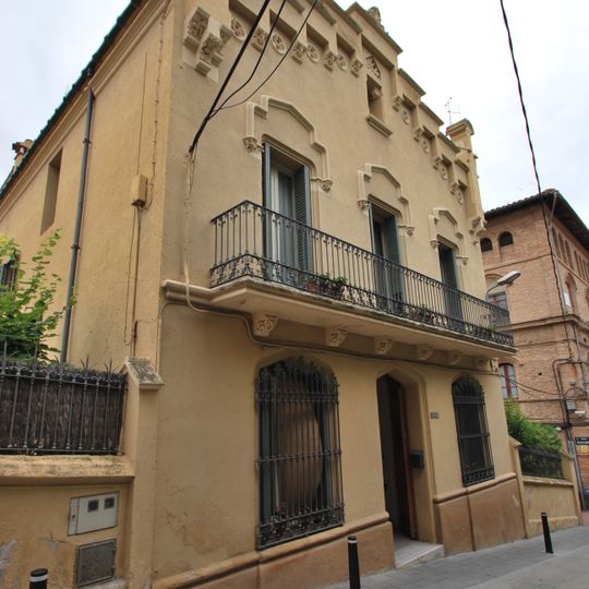 Casa de mossèn Jaume Via
