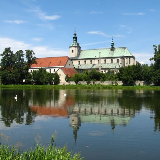 Opactwo Cystersów w Jemielnicy