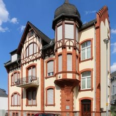 Werner-Senger-Straße 14