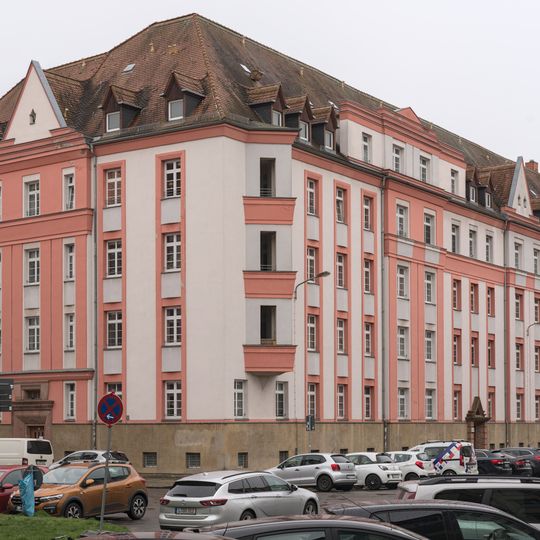 Mietshaus Theodor-Neubauer-Straße 62; 64; 66