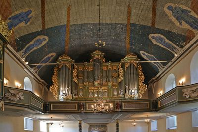 Interior 4