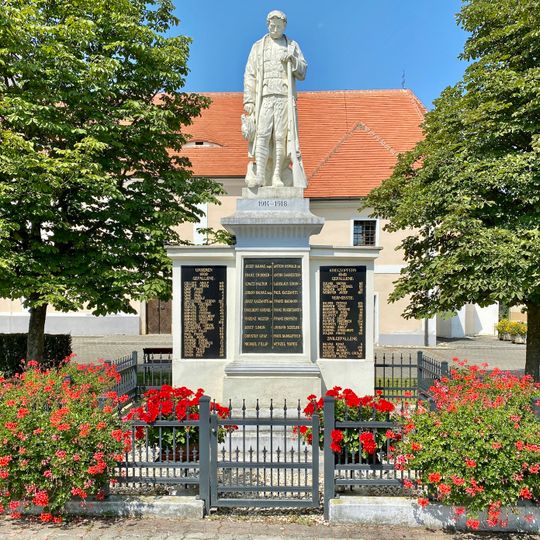 Mischendorf War Memorial