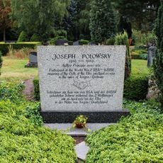 Monuments cemetery Torgau