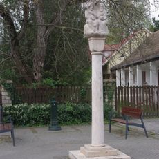 Statue