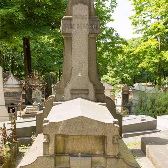Grave of Sénéchal