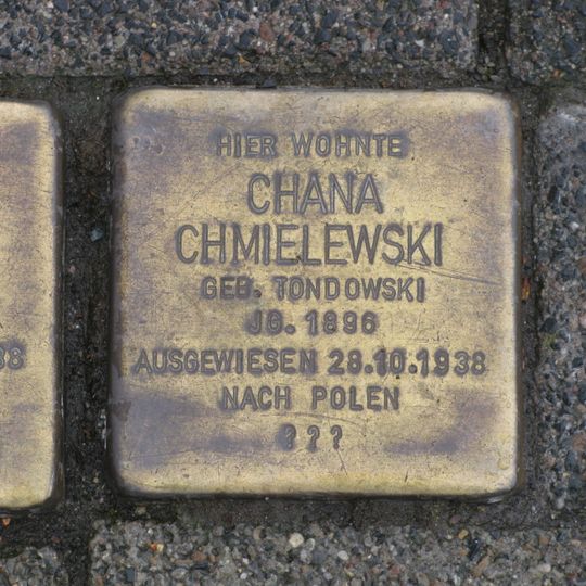 Stolperstein en memoria de Chana-Race Chmielewski
