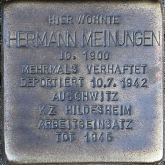 Stolperstein en memoria de Hermann Meinungen