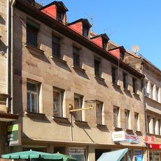 Ehemaliger Gasthof „Zur Reichskrone“, jetzt Wohn- und Geschäftshaus