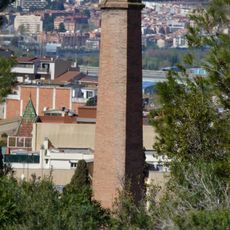 Xemeneia de les ceràmiques Joan Canals/Bòbila Canals