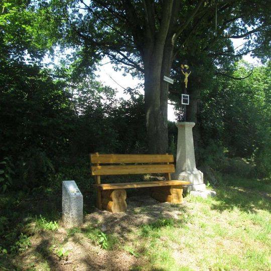 Kříž u brodu západně od Drahotína