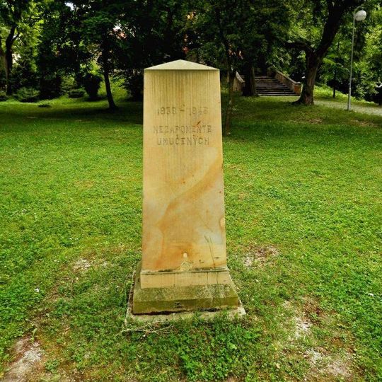 Holocaust memorial in Vraný