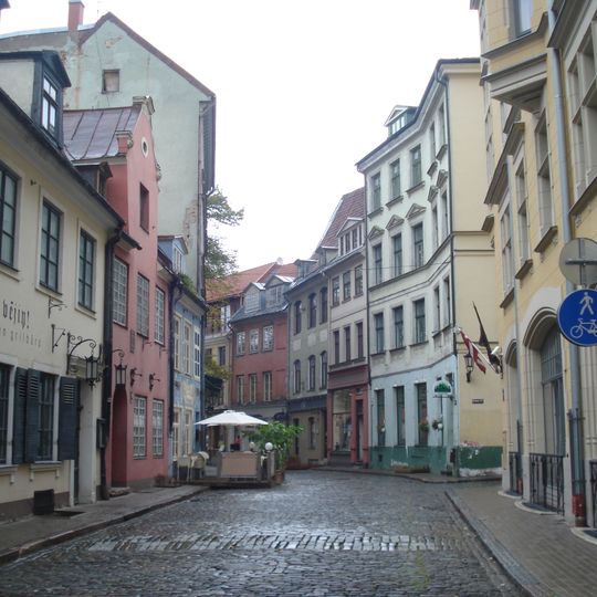 Complex of residential buildings on Jauniela street