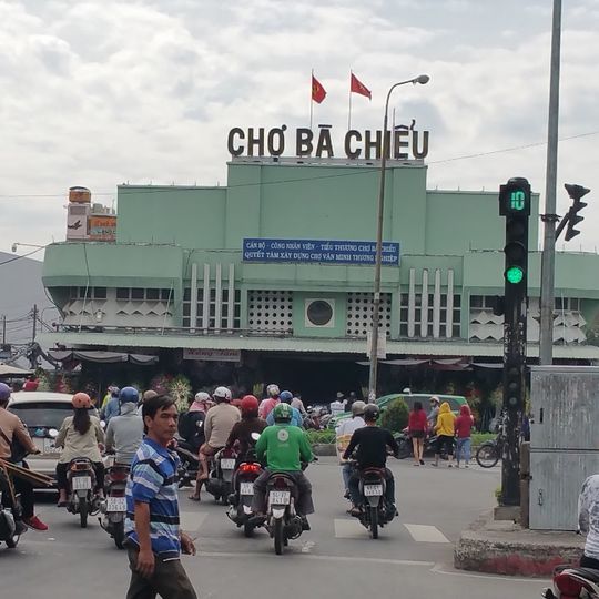 Ba Chieu Market