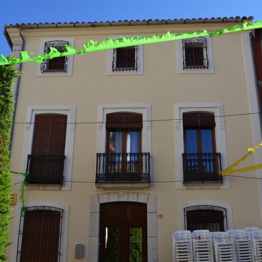 Edificio en la Plaza de España, 1