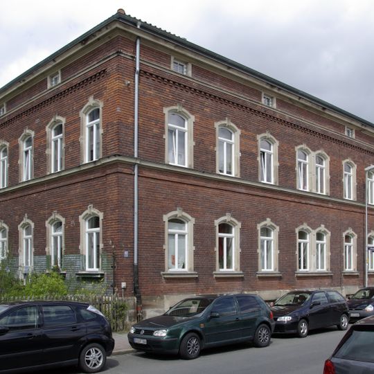 Ehemalige „Verheirateten-Kaserne“ bzw. Handwerkerhaus der Neuen Infanteriekaserne