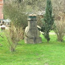 Kříž v Mlýnské ulici v Lipové