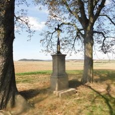 Kříž v poli jihozápadně od Stebna