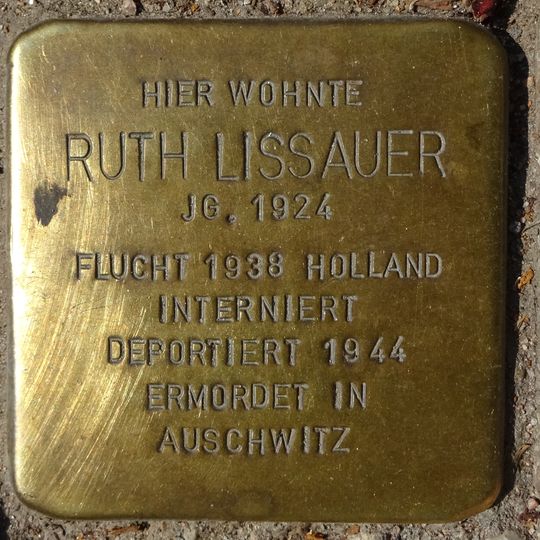 Stolperstein dedicated to Ruth Lissauer