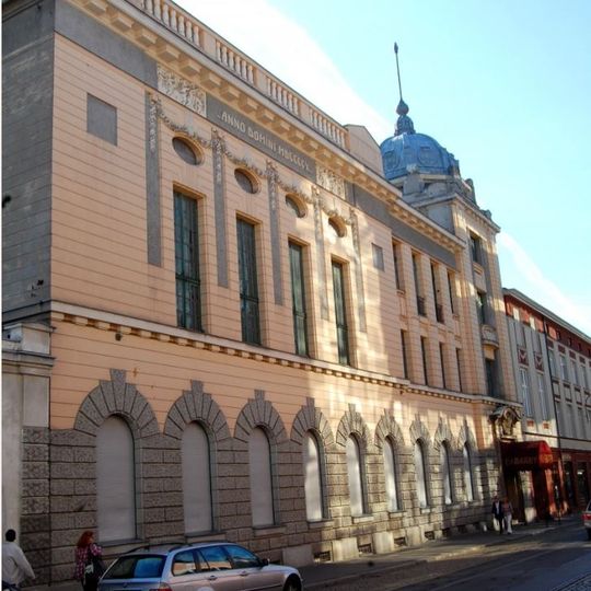 Category:Dom Zgromadzenia Majstrów Tkackich w Łodzi