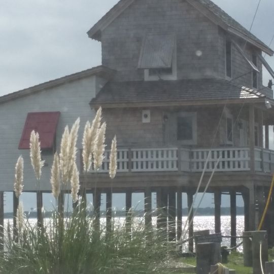 Markham-Albertson-Stinson Cottage