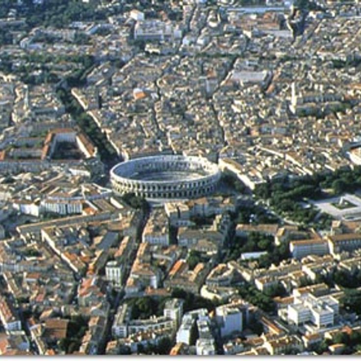 Nîmes