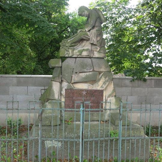 Pomník padlým v Třebouticích