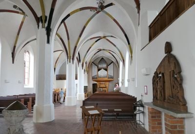 Interior 0