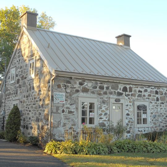 Maison Bachand-Larivière