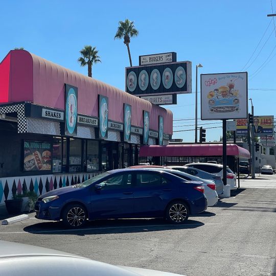 Beeps Fast Food Drive-In
